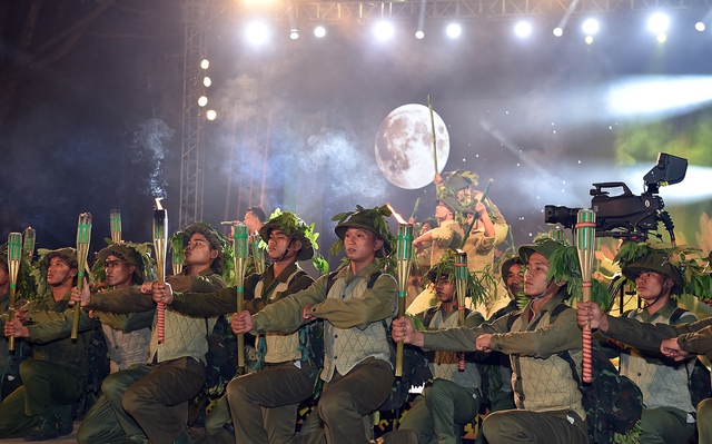 Cầu truyền hình đặc biệt kỷ niệm 70 năm Chiến thắng Điện Biên Phủ- Ảnh 14.
