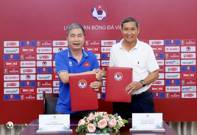 HLV Mai Đức Chung trở lại dẫn dắt đội tuyển nữ Việt Nam- Ảnh 1.