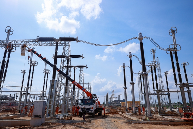 Thủ tướng kiểm tra, động viên, đôn đốc dự án đường dây 500 kV mạch 3- Ảnh 19.