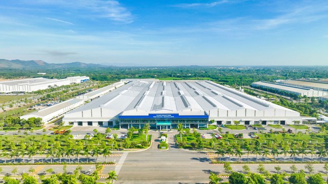Phục hồi xuất khẩu sẽ thúc đẩy sự phát triển ngành logistics và khu công nghiệp- Ảnh 3. Phục hồi xuất khẩu sẽ thúc đẩy sự phát triển ngành logistics và khu công nghiệp- Ảnh 3.