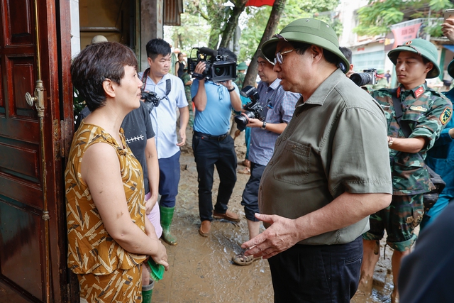 Chùm ảnh: Thủ tướng Phạm Minh Chính chỉ đạo ứng phó, khắc phục hậu quả mưa lũ, thiên tai tại Yên Bái- Ảnh 5.