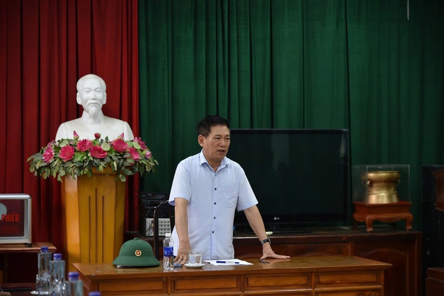 Chùm ảnh: Phó Thủ tướng Hồ Đức Phớc chỉ đạo cứu nạn cứu hộ vụ sập cầu Phong Châu, Phú Thọ- Ảnh 2.