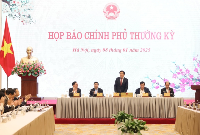 TỔNG THUẬT Họp báo Chính phủ thường kỳ tháng 12/2024: Làm rõ nhiều vấn đề báo chí quan tâm- Ảnh 1.