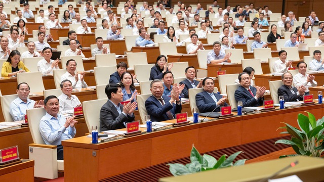 CHÙM ẢNH: Hội nghị toàn quốc quán triệt, triển khai Nghị quyết Trung ương 11- Ảnh 2.