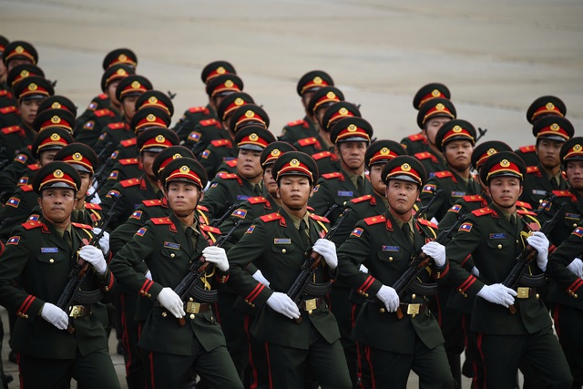 Chùm ảnh tổng duyệt: Đoàn quân nhân 4 nước diễu binh trên Quảng trường Ba Đình- Ảnh 7.