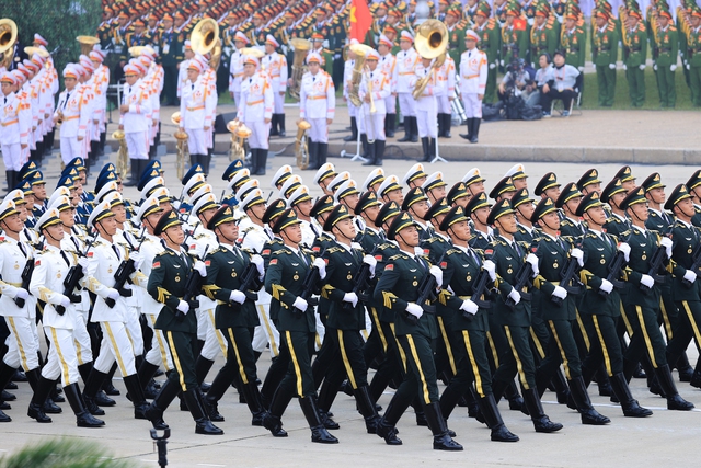 Chùm ảnh: Đoàn quân nhân 4 nước diễu binh trên Quảng trường Ba Đình- Ảnh 3. Chùm ảnh: Đoàn quân nhân 4 nước diễu binh trên Quảng trường Ba Đình- Ảnh 3.