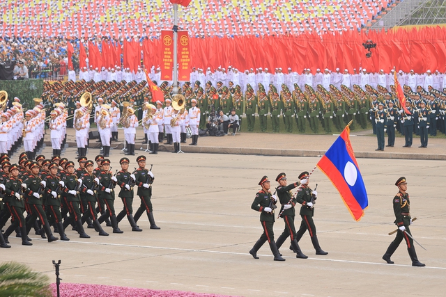 Chùm ảnh: Đoàn quân nhân 4 nước diễu binh trên Quảng trường Ba Đình- Ảnh 7. Chùm ảnh: Đoàn quân nhân 4 nước diễu binh trên Quảng trường Ba Đình- Ảnh 7.