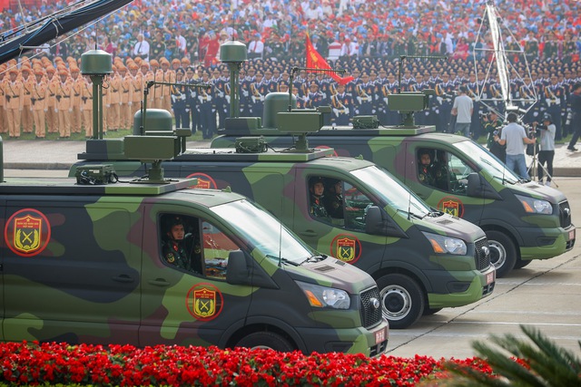 Chùm ảnh: Uy lực trang thiết bị, khí tài của Quân đội nhân dân Việt Nam tại A80- Ảnh 24.