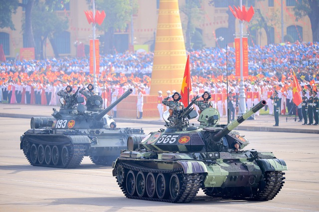 Chùm ảnh: Uy lực trang thiết bị, khí tài của Quân đội nhân dân Việt Nam tại A80- Ảnh 1.