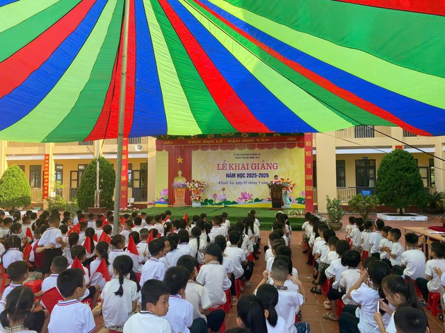 TRƯỜNG HỌC VÙNG BIÊN - Góp sức gieo mầm tri thức (Bài cuối)- Ảnh 5.