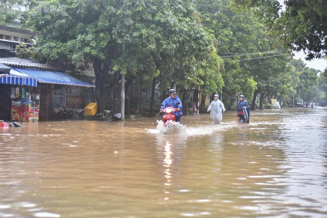 Nguy cơ ngập lụt diện rộng từ Thanh Hóa đến Quảng Trị- Ảnh 1.
