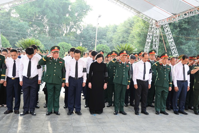 'Chiến dịch 500 ng&agrave;y đ&ecirc;m' tiếp tục h&agrave;nh tr&igrave;nh đưa c&aacute;c liệt sĩ trở về với đất mẹ- Ảnh 3.