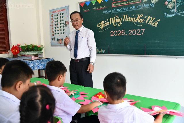 Đặc khu Trường Sa rộn ràng ngày khai giảng năm học mới 2026-2027- Ảnh 13.