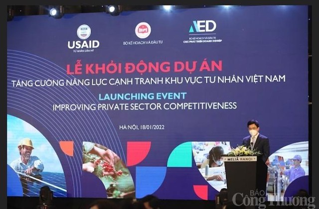 USAID launches US$36 million project to improve competitiveness of Vietnamese private firms - Ảnh 1.