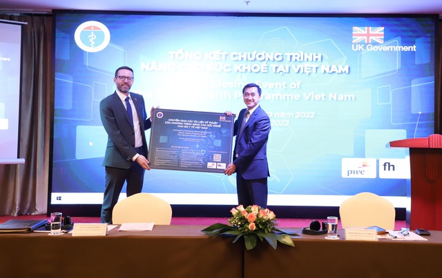 UK-supported program improves Viet Nam’s health system resilience - Ảnh 1.