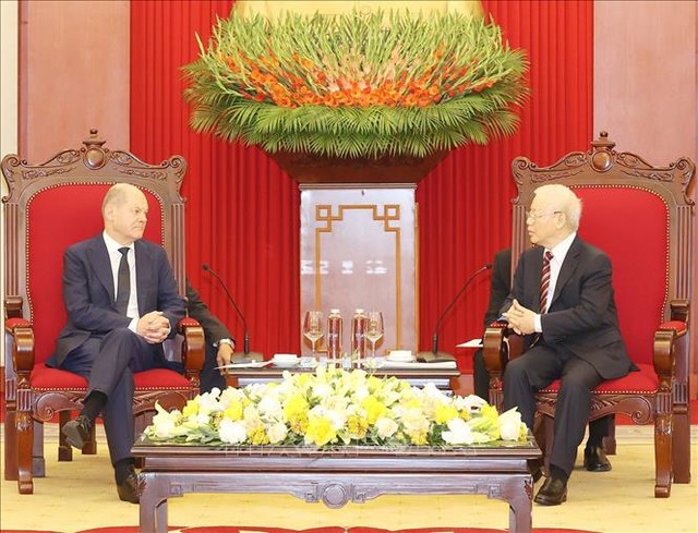 Party chief receives German Chancellor - Ảnh 1. Party chief receives German Chancellor - Ảnh 1.