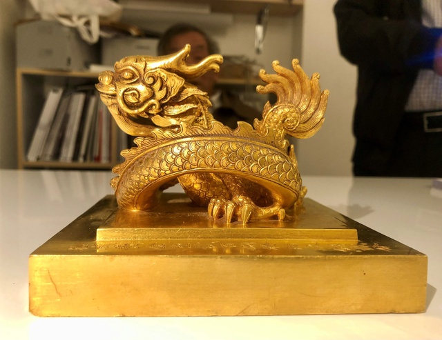 Viet Nam doubles effort to early repatriate imperial seal - Ảnh 1.