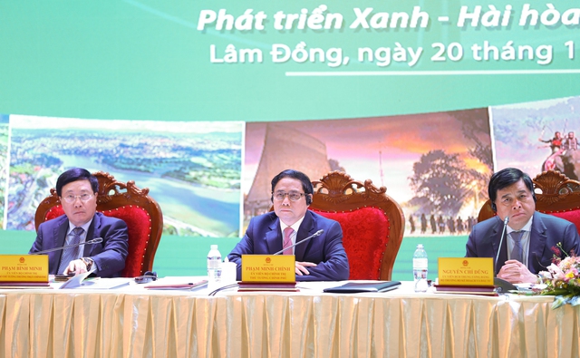 Prime Minister urges breakthroughs in Central Highlands development  - Ảnh 2.