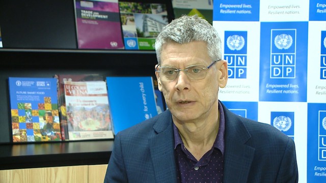 UNDP Senior Economist: Viet Nam follows prudent and effective fiscal and monetary policies in 2022  - Ảnh 1.
