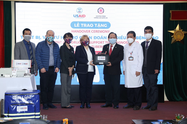 U.S. helps Viet Nam narrow TB detection, treatment gaps - Ảnh 1.
