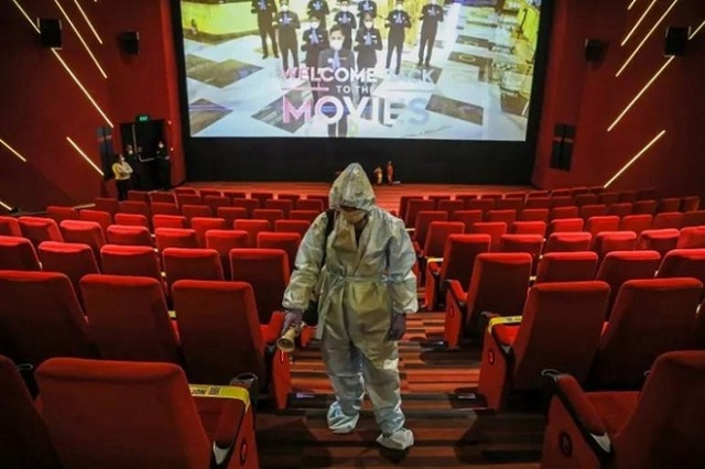 Capital to re-open cinemas, theatres   - Ảnh 1.