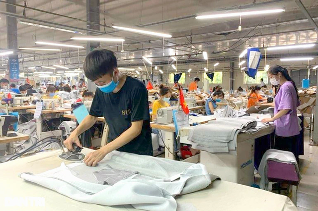 Lawmakers agree to increase monthly working overtime hours - Ảnh 1. Lawmakers agree to increase monthly working overtime hours - Ảnh 1.