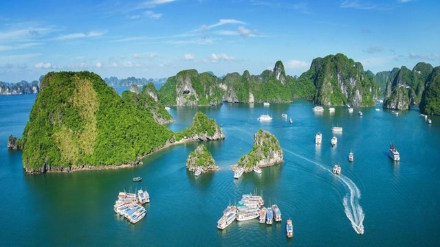 Two Vietnamese destinations named Top 10 must-visit epic and adventurous places  - Ảnh 1.