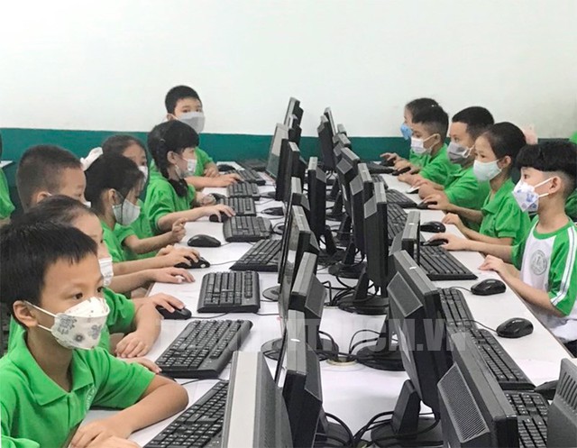 Over 12,000 new COVID-19 cases added to national tally - Ảnh 1.