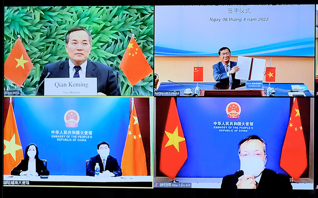 China donates additional 3.5 million COVID-19 vaccine doses to Viet Nam  - Ảnh 1.
