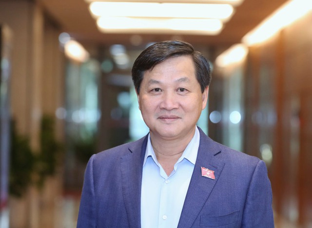 Deputy PM Le Minh Khai to attend WEF Annual Meeting 2022 - Ảnh 1.