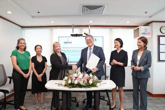 USAID and KOICA join hands to support Viet Nam cope with climate change   - Ảnh 1.
