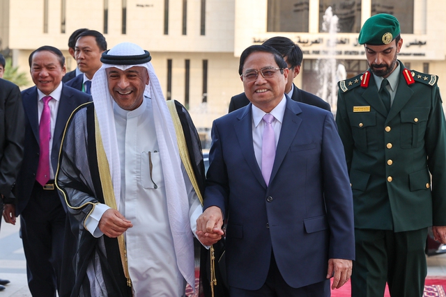 Viet Nam, Gulf Cooperation Council sign MoU on cooperation - Ảnh 2.