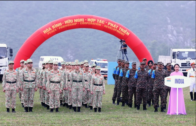 Joint peacekeeping exercise enhances Viet Nam-India defense cooperation- Ảnh 1.