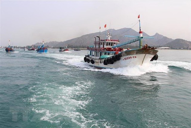 Viet Nam, Thailand cooperate to fight illegal fishing  - Ảnh 1.