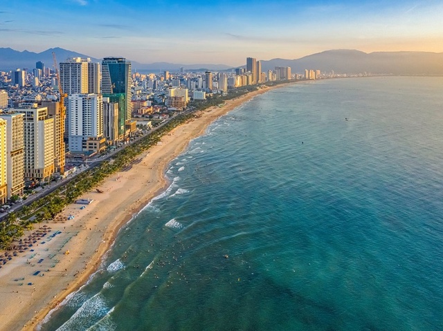 Da Nang, Sa Pa most attractive to local tourists this Summer: survey - Ảnh 1.