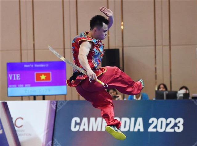 Oanh makes history, Viet Nam on top of ranking table - Ảnh 3.