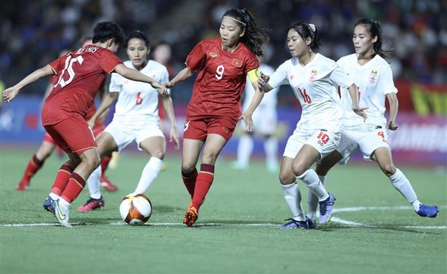 Viet Nam makes history with fourth SEA Games gold in a row - Ảnh 1.