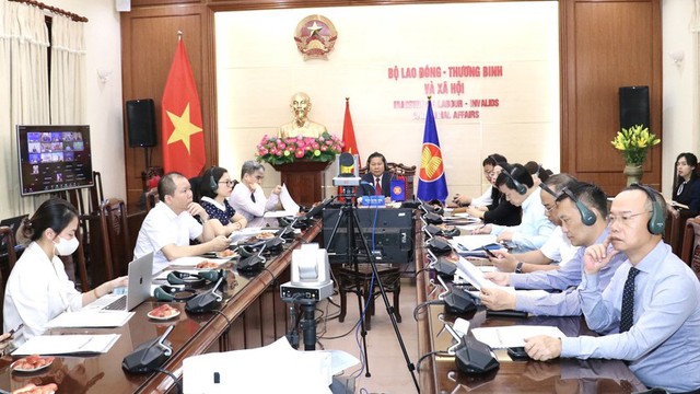 Viet Nam attends online ASEAN Ministerial Meetings on Social Welfare and Development - Ảnh 1.