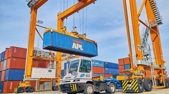 Southeast region to look to well-connected logistics system - Ảnh 1.