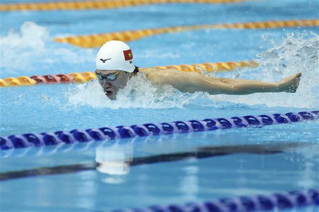 May 7: Viet Nam place fourth with five golds at SEA Games - Ảnh 1.