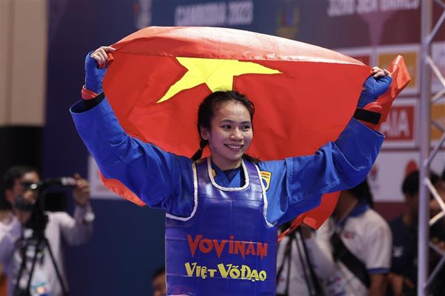 May 7: Viet Nam place fourth with five golds at SEA Games - Ảnh 5.