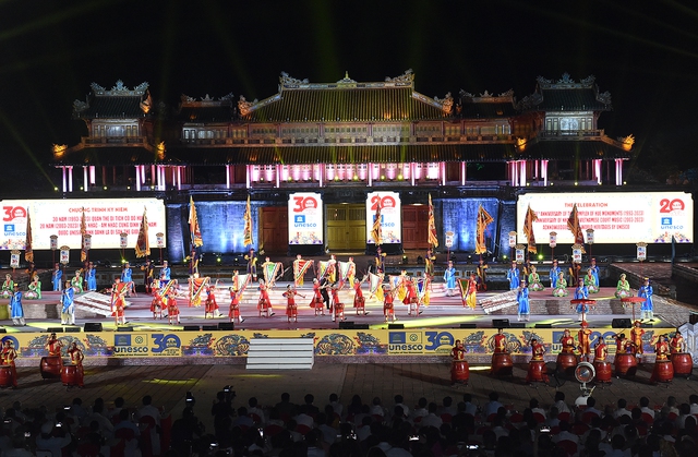 Thua Thien Hue celebrates 30th anniversary of the Complex of Hue Monuments - Ảnh 1.