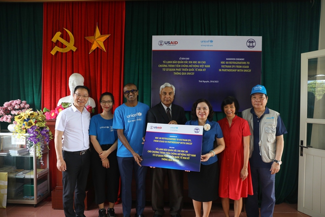 USAID, UNICEF help improve access to immunization in hard-to-reach communes in Viet Nam - Ảnh 1.