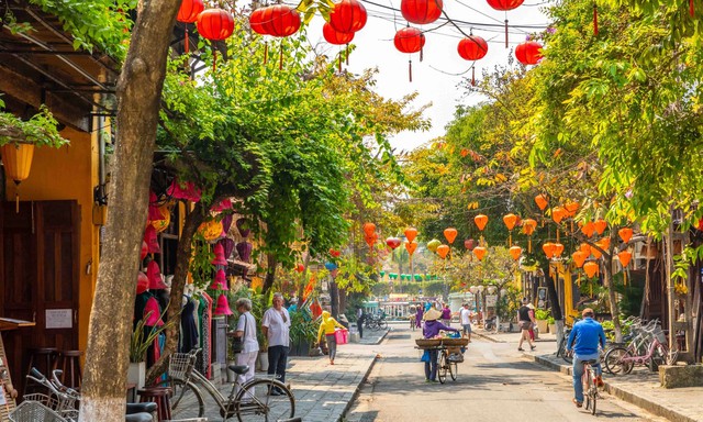 Three Vietnamese destinations named among 16 UNESCO heritage wonders  - Ảnh 2.