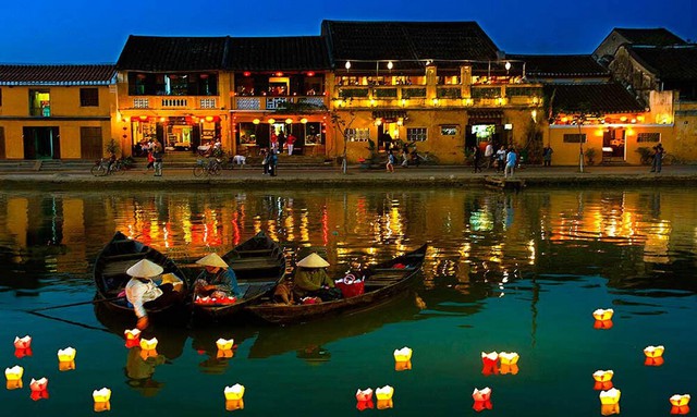 Hoi An, HCM City named among 15 favorite cities in Asia of 2023: Travel+Leisure - Ảnh 1.