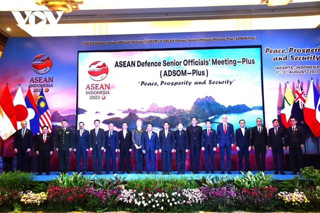 Viet Nam attends ASEAN Defense Senior Officials’ Meeting-Plus  - Ảnh 1.