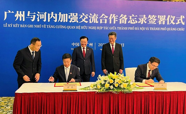 Ha Noi sets up partnership with China’s Guangzhou city - Ảnh 1.