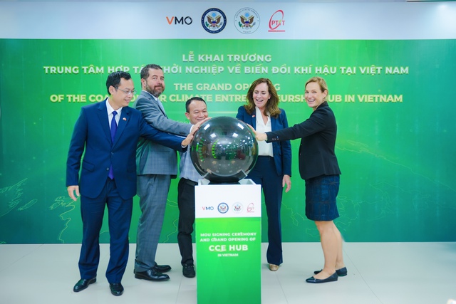 Coalition for Climate Entrepreneurship Hub makes debut  - Ảnh 1.