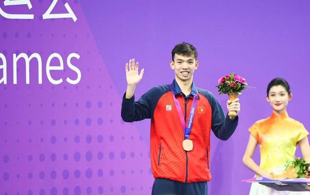 Swimmer Hoang bags more bronze in 400m freestyle - Ảnh 1.