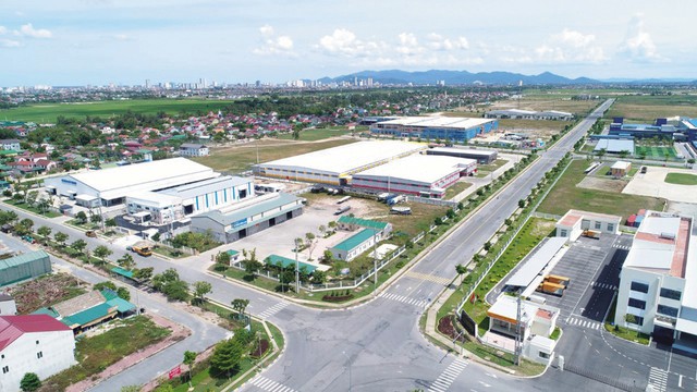 Viet Nam's North-Central region sees investment boom: Nikkei Asia- Ảnh 1.
